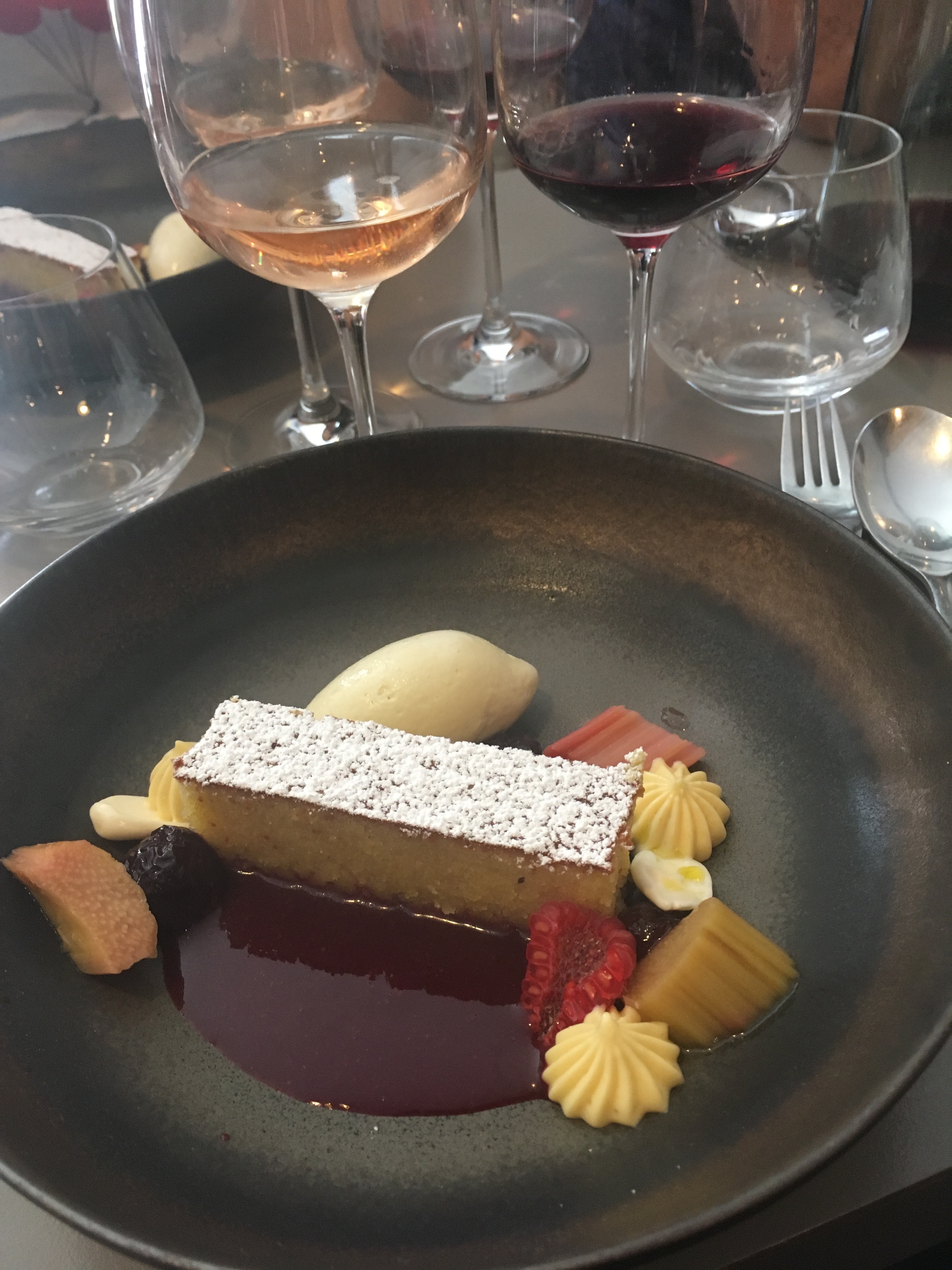 Cerise sur le gâteau